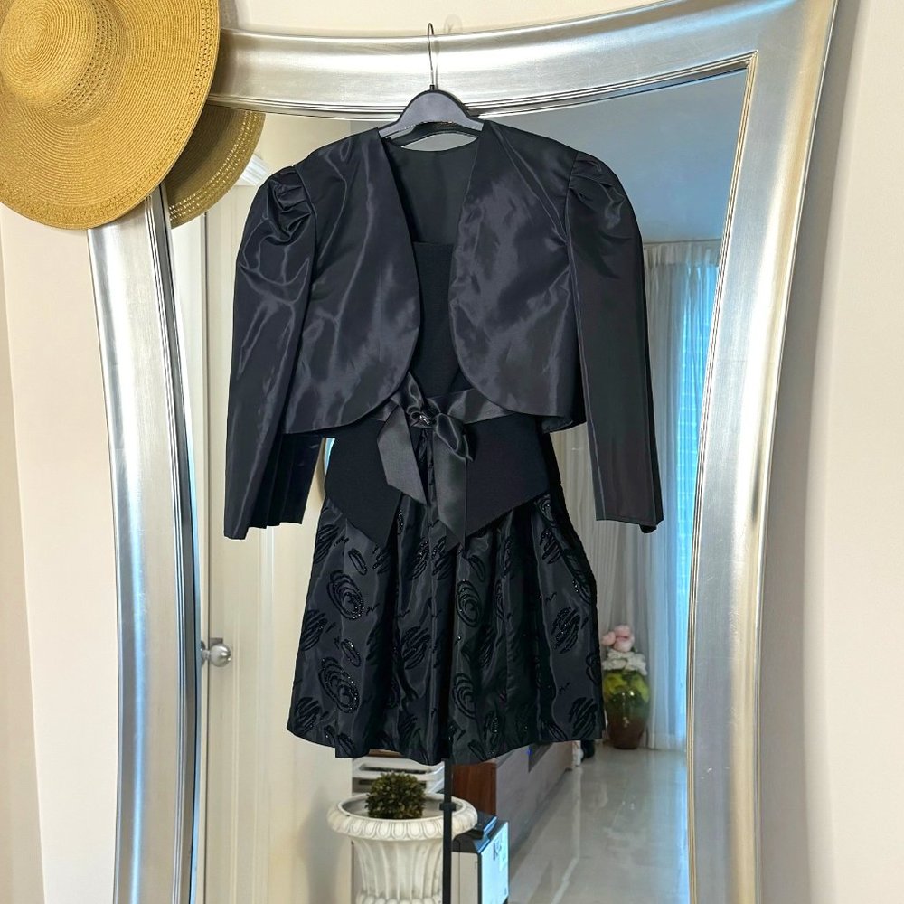 Elegant Strapless Little Black Dress
